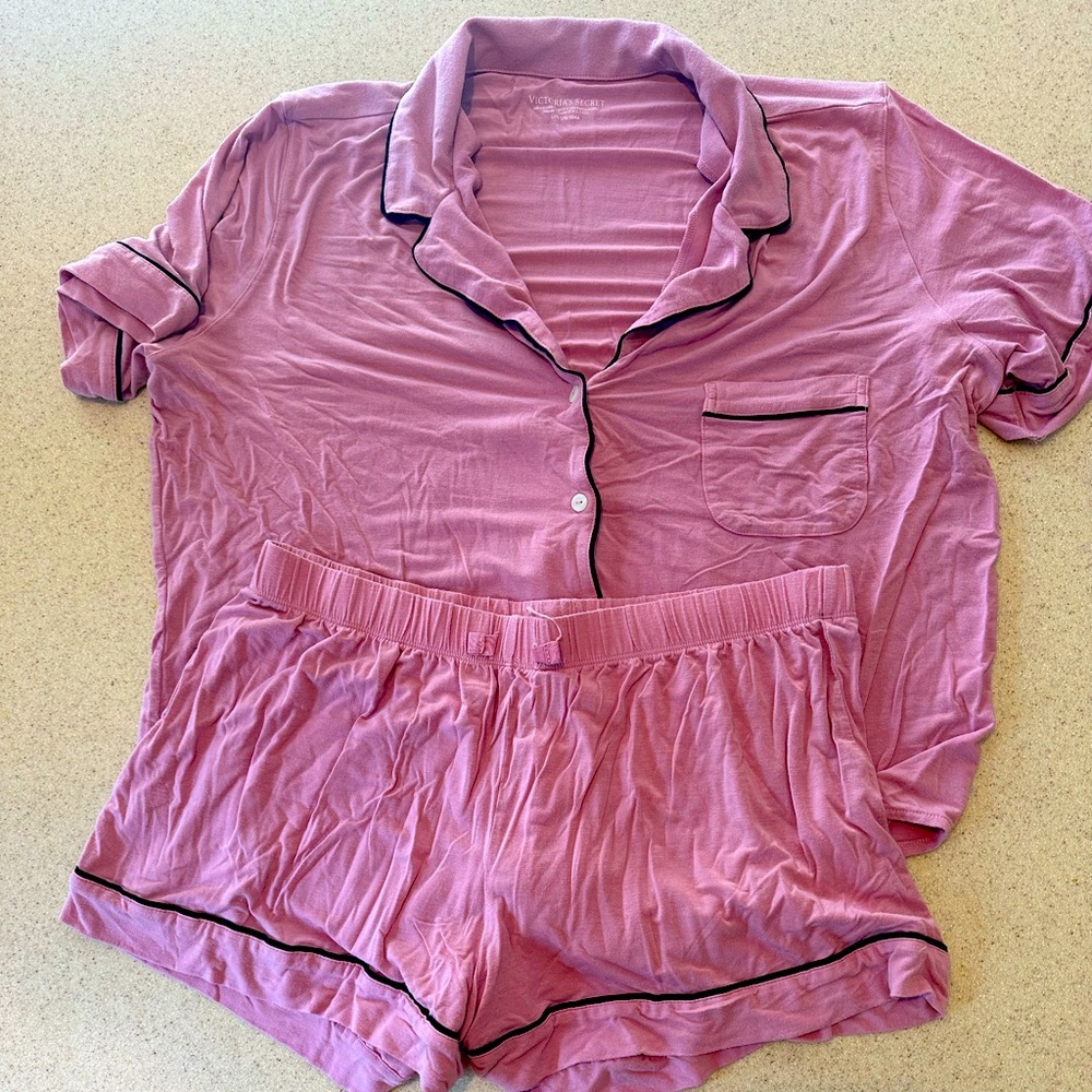 Victoria Secret Pajamas set